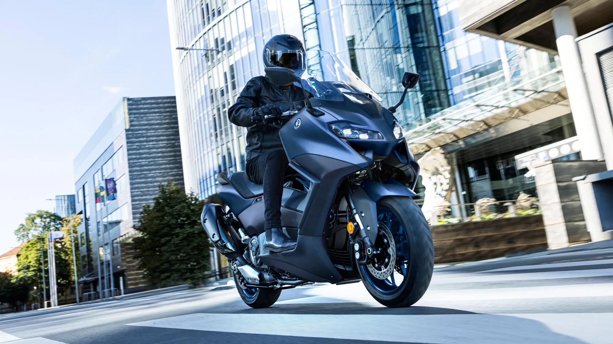 Yamaha Tmax 2023